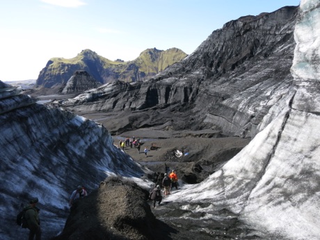 path in and out of the Katla ice cave